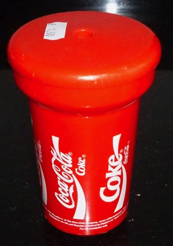 5841-1 € 1,50 coca cola drinkbeker rood wit H13 D8